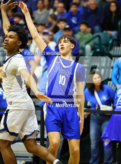 Thumbnail 2 in Port Washington vs. Baldwin (NYSPHSAA Class AAA Section 8 Final) photogallery.