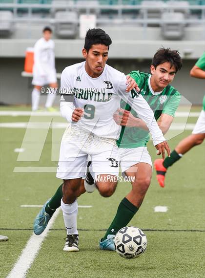 Thumbnail 2 in Birdville vs. Azle (Jonny Baggett Memorial Kickoff Classic) photogallery.