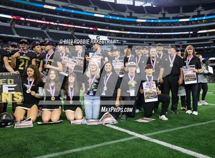 Thumbnail 1 in Westbrook vs. Gordon (UIL 1A D1 Football Final Medal Ceremony) photogallery.