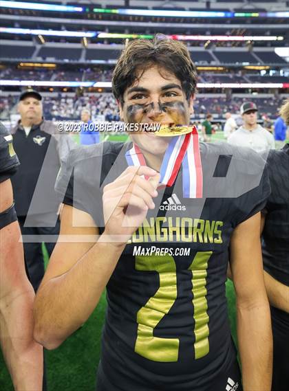 Thumbnail 3 in Westbrook vs. Gordon (UIL 1A D1 Football Final Medal Ceremony) photogallery.