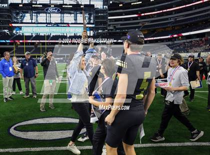 Thumbnail 1 in Westbrook vs. Gordon (UIL 1A D1 Football Final Medal Ceremony) photogallery.