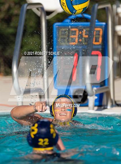 Thumbnail 1 in St. Francis vs Oak Ridge (CIF SJS Playoffs) photogallery.