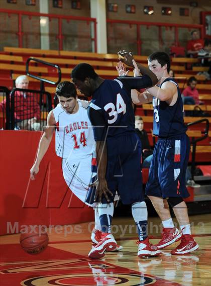 Thumbnail 2 in Maize vs. Manhattan (McPherson Invitational) photogallery.