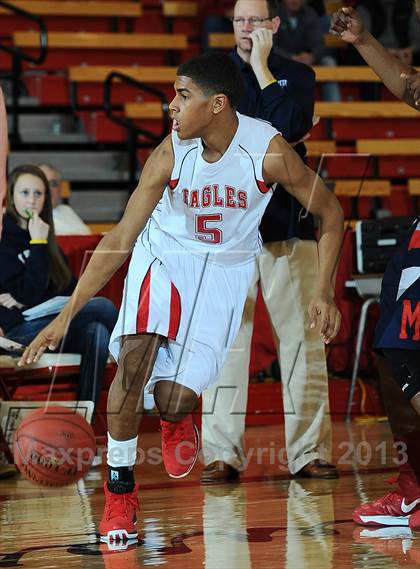 Thumbnail 3 in Maize vs. Manhattan (McPherson Invitational) photogallery.