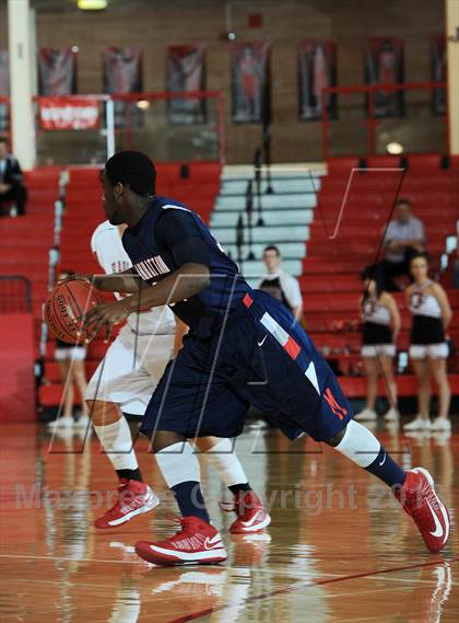 Thumbnail 2 in Maize vs. Manhattan (McPherson Invitational) photogallery.