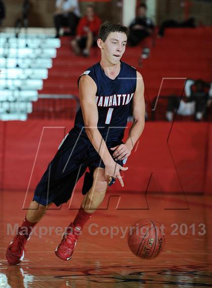 Thumbnail 1 in Maize vs. Manhattan (McPherson Invitational) photogallery.