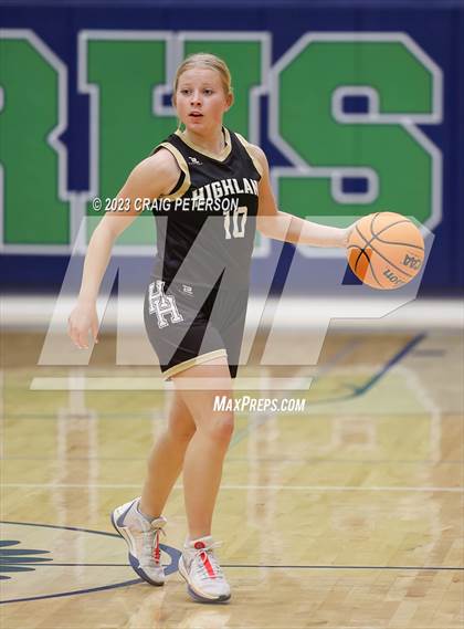 Thumbnail 2 in Highland @ Ridgeline photogallery.