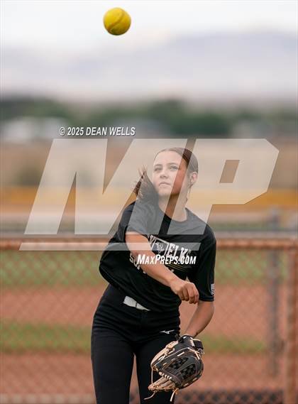 Thumbnail 2 in Round Valley @ Kingman Academy (AIA 2A Quarterfinal)  photogallery.