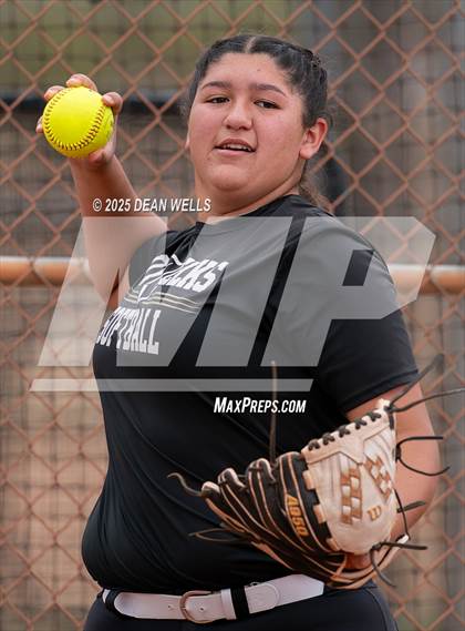 Thumbnail 1 in Round Valley @ Kingman Academy (AIA 2A Quarterfinal)  photogallery.