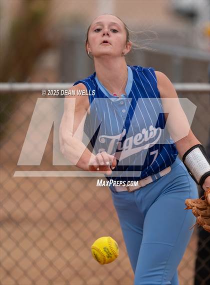 Thumbnail 3 in Round Valley @ Kingman Academy (AIA 2A Quarterfinal)  photogallery.