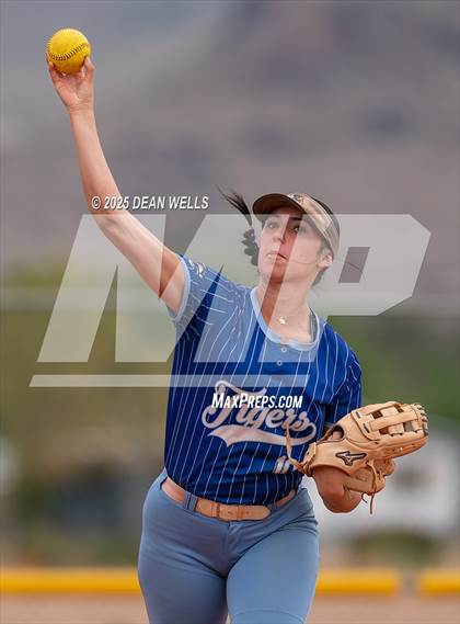 Thumbnail 1 in Round Valley @ Kingman Academy (AIA 2A Quarterfinal)  photogallery.