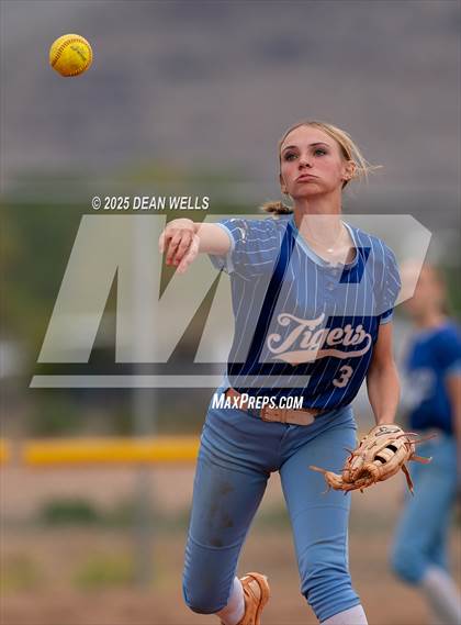 Thumbnail 2 in Round Valley @ Kingman Academy (AIA 2A Quarterfinal)  photogallery.