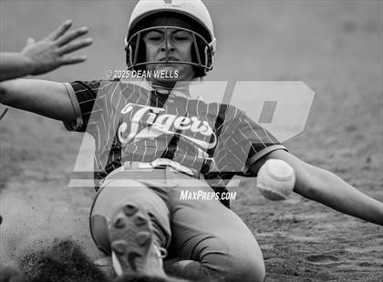 Thumbnail 2 in Round Valley @ Kingman Academy (AIA 2A Quarterfinal)  photogallery.