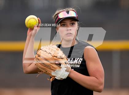 Thumbnail 2 in Round Valley @ Kingman Academy (AIA 2A Quarterfinal)  photogallery.