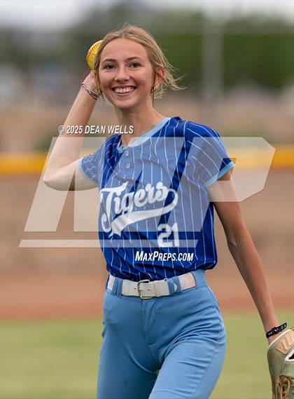 Thumbnail 1 in Round Valley @ Kingman Academy (AIA 2A Quarterfinal)  photogallery.