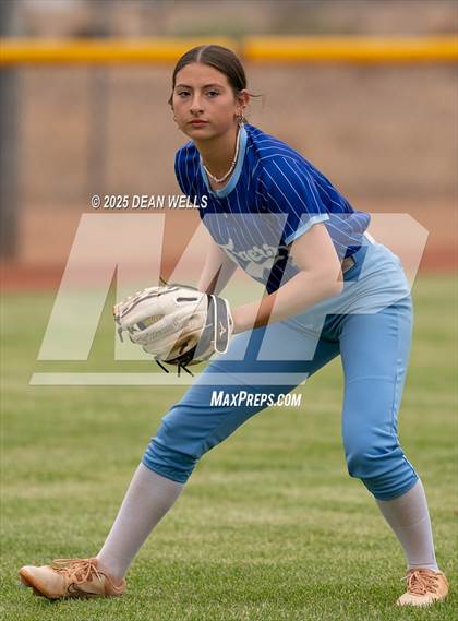 Thumbnail 3 in Round Valley @ Kingman Academy (AIA 2A Quarterfinal)  photogallery.