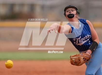 Thumbnail 3 in Round Valley @ Kingman Academy (AIA 2A Quarterfinal)  photogallery.
