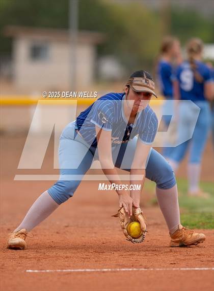 Thumbnail 2 in Round Valley @ Kingman Academy (AIA 2A Quarterfinal)  photogallery.
