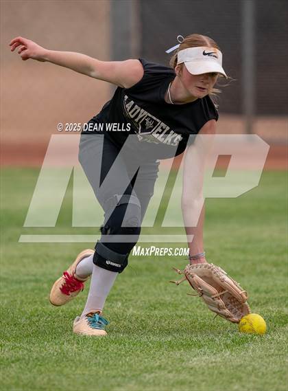 Thumbnail 1 in Round Valley @ Kingman Academy (AIA 2A Quarterfinal)  photogallery.