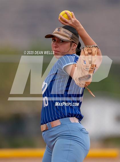Thumbnail 2 in Round Valley @ Kingman Academy (AIA 2A Quarterfinal)  photogallery.