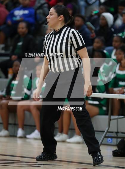 Thumbnail 3 in Crenshaw vs Hamilton (CIF LACS D2 Final) photogallery.