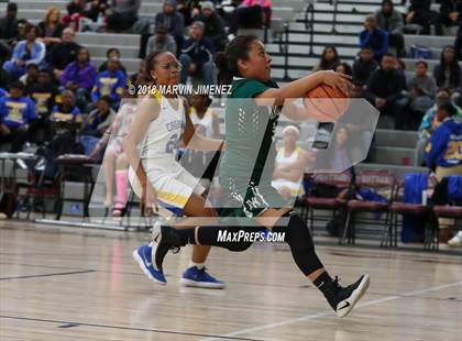 Thumbnail 2 in Crenshaw vs Hamilton (CIF LACS D2 Final) photogallery.