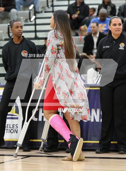 Thumbnail 2 in Crenshaw vs Hamilton (CIF LACS D2 Final) photogallery.