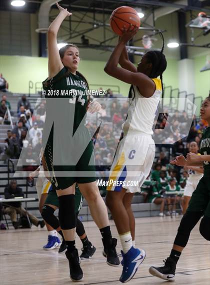 Thumbnail 3 in Crenshaw vs Hamilton (CIF LACS D2 Final) photogallery.