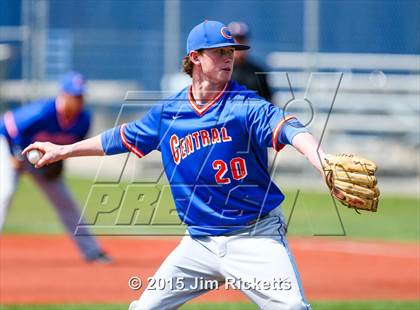 Thumbnail 3 in San Angelo Central vs Weatherford (Arlington Heights Tournament) photogallery.