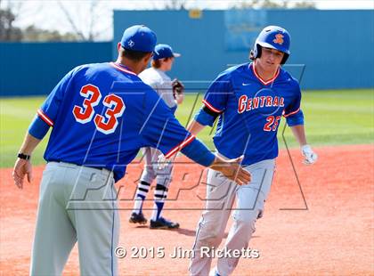 Thumbnail 3 in San Angelo Central vs Weatherford (Arlington Heights Tournament) photogallery.