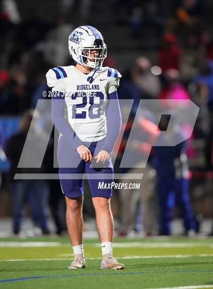 Thumbnail 1 in Ridgeland @ South Panola (MHSAA 6A Round 1) photogallery.