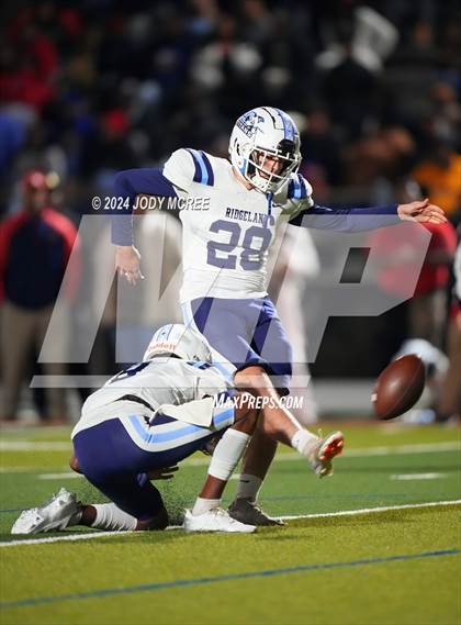 Thumbnail 1 in Ridgeland @ South Panola (MHSAA 6A Round 1) photogallery.