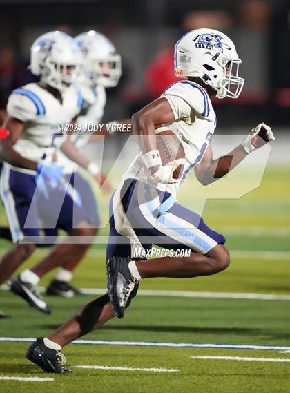 Thumbnail 3 in Ridgeland @ South Panola (MHSAA 6A Round 1) photogallery.