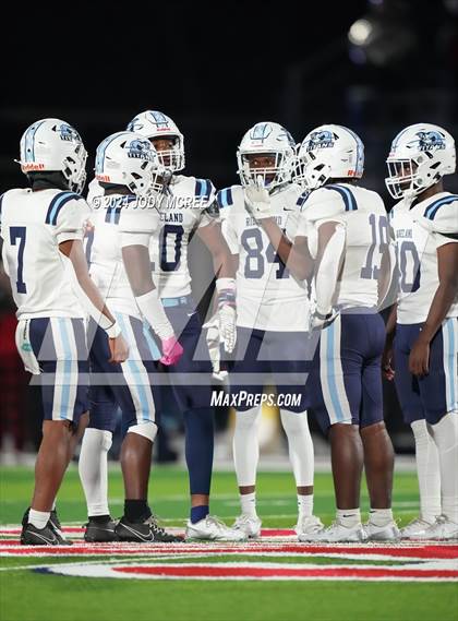 Thumbnail 3 in Ridgeland @ South Panola (MHSAA 6A Round 1) photogallery.