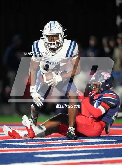 Thumbnail 2 in Ridgeland @ South Panola (MHSAA 6A Round 1) photogallery.