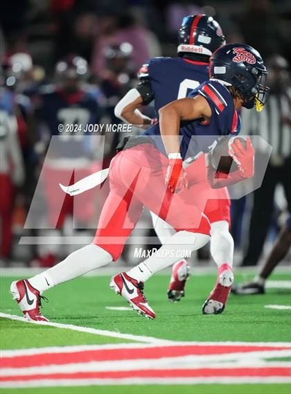 Thumbnail 3 in Ridgeland @ South Panola (MHSAA 6A Round 1) photogallery.
