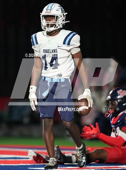 Thumbnail 3 in Ridgeland @ South Panola (MHSAA 6A Round 1) photogallery.