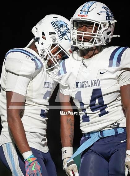 Thumbnail 2 in Ridgeland @ South Panola (MHSAA 6A Round 1) photogallery.