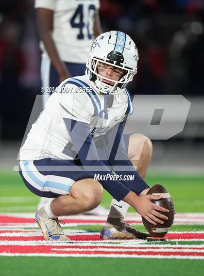 Thumbnail 1 in Ridgeland @ South Panola (MHSAA 6A Round 1) photogallery.