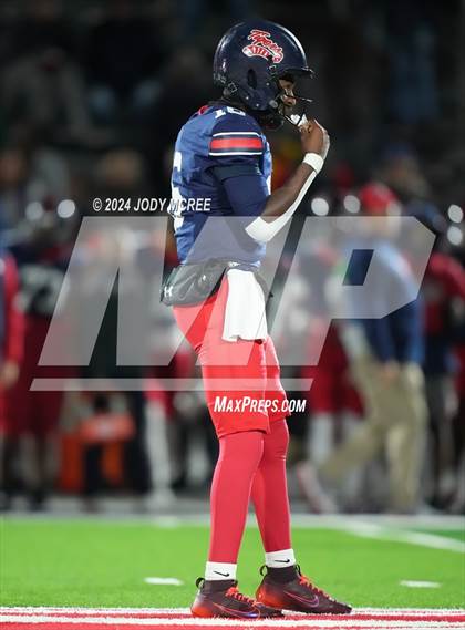 Thumbnail 3 in Ridgeland @ South Panola (MHSAA 6A Round 1) photogallery.