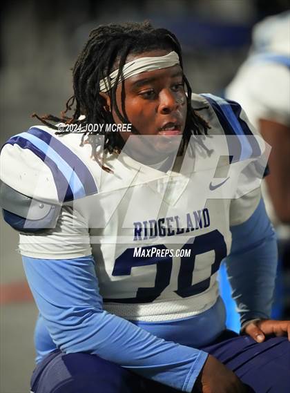 Thumbnail 3 in Ridgeland @ South Panola (MHSAA 6A Round 1) photogallery.