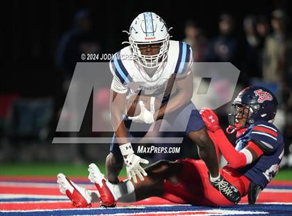 Thumbnail 1 in Ridgeland @ South Panola (MHSAA 6A Round 1) photogallery.