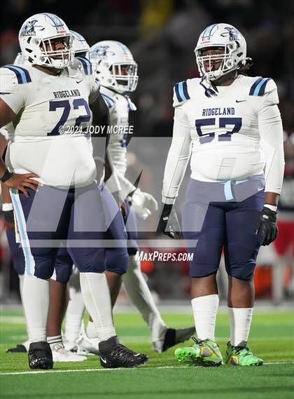 Thumbnail 2 in Ridgeland @ South Panola (MHSAA 6A Round 1) photogallery.