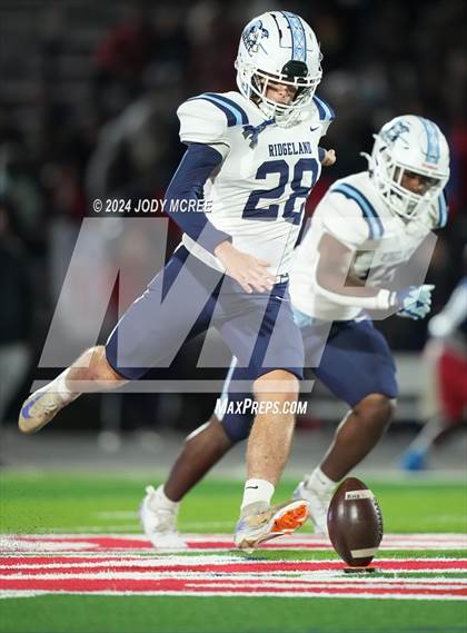 Thumbnail 1 in Ridgeland @ South Panola (MHSAA 6A Round 1) photogallery.