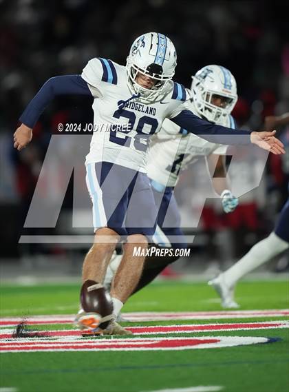 Thumbnail 2 in Ridgeland @ South Panola (MHSAA 6A Round 1) photogallery.