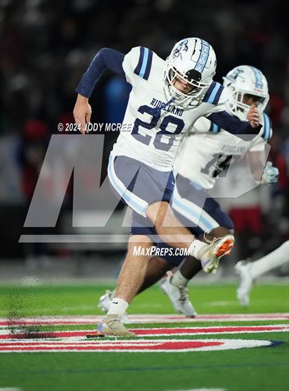 Thumbnail 3 in Ridgeland @ South Panola (MHSAA 6A Round 1) photogallery.