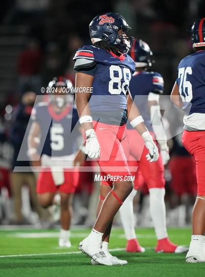 Thumbnail 1 in Ridgeland @ South Panola (MHSAA 6A Round 1) photogallery.