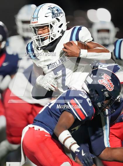 Thumbnail 3 in Ridgeland @ South Panola (MHSAA 6A Round 1) photogallery.