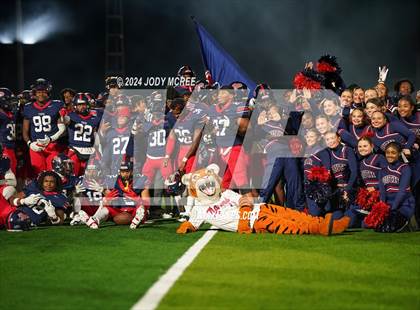 Thumbnail 1 in Ridgeland @ South Panola (MHSAA 6A Round 1) photogallery.