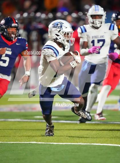 Thumbnail 1 in Ridgeland @ South Panola (MHSAA 6A Round 1) photogallery.